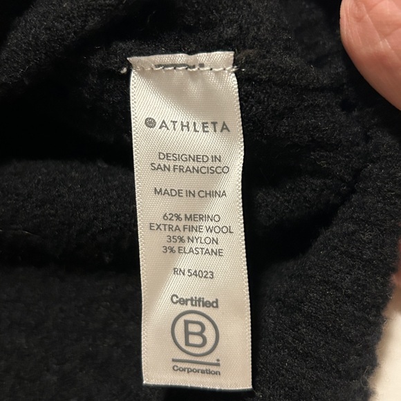 Athleta Merino Wool Sweater - sz M black - Picture 5 of 5